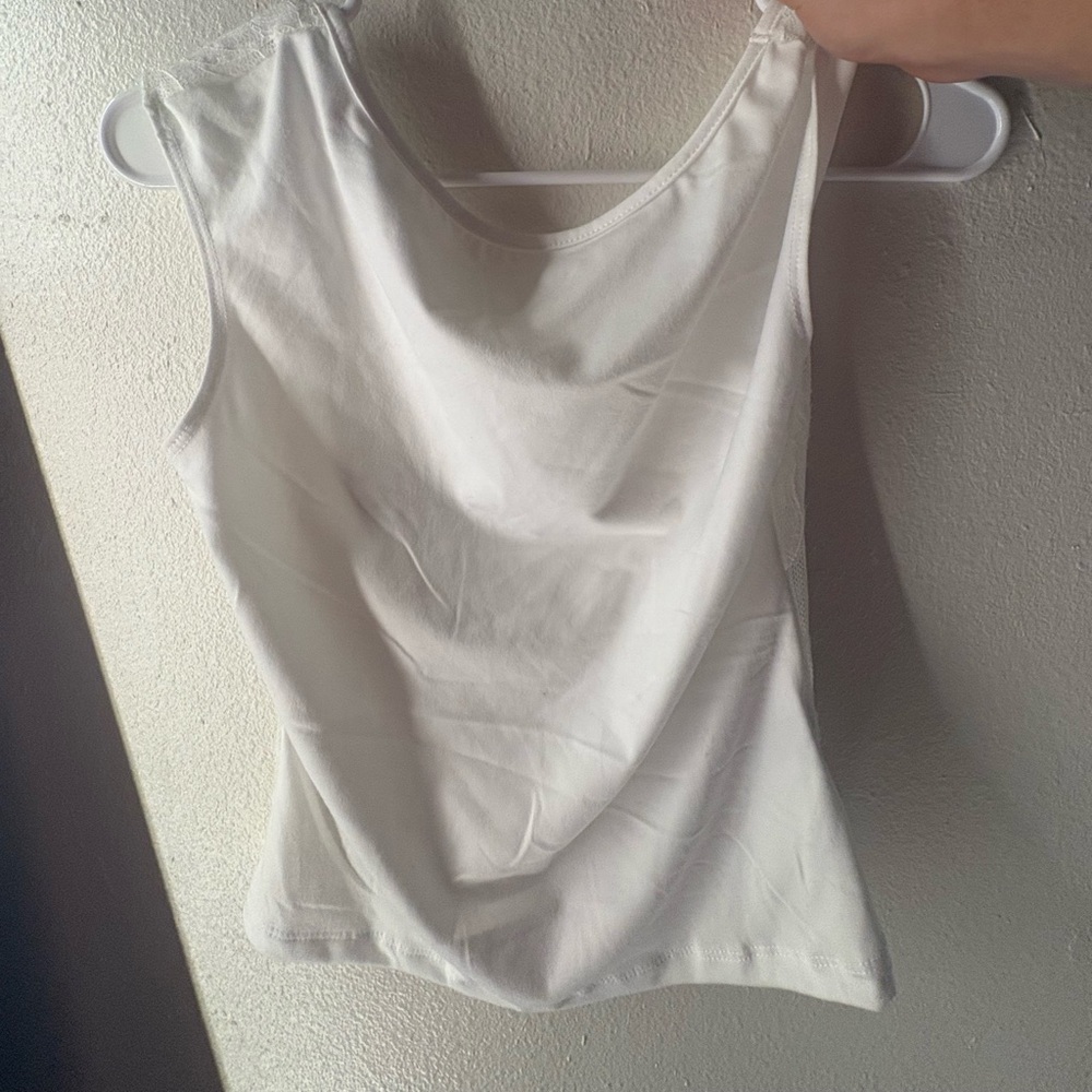 Elegant White Sleeveless Top